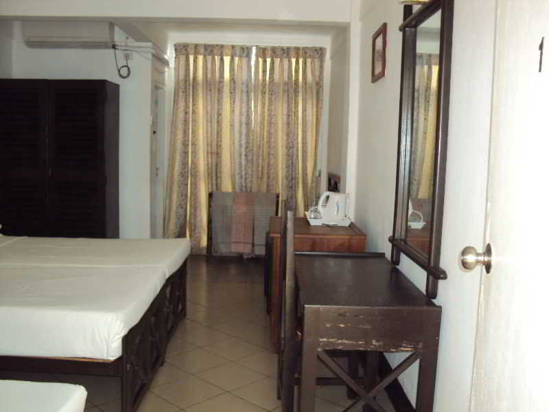 Ap Nippon Beach Hikkaduwa Esterno foto